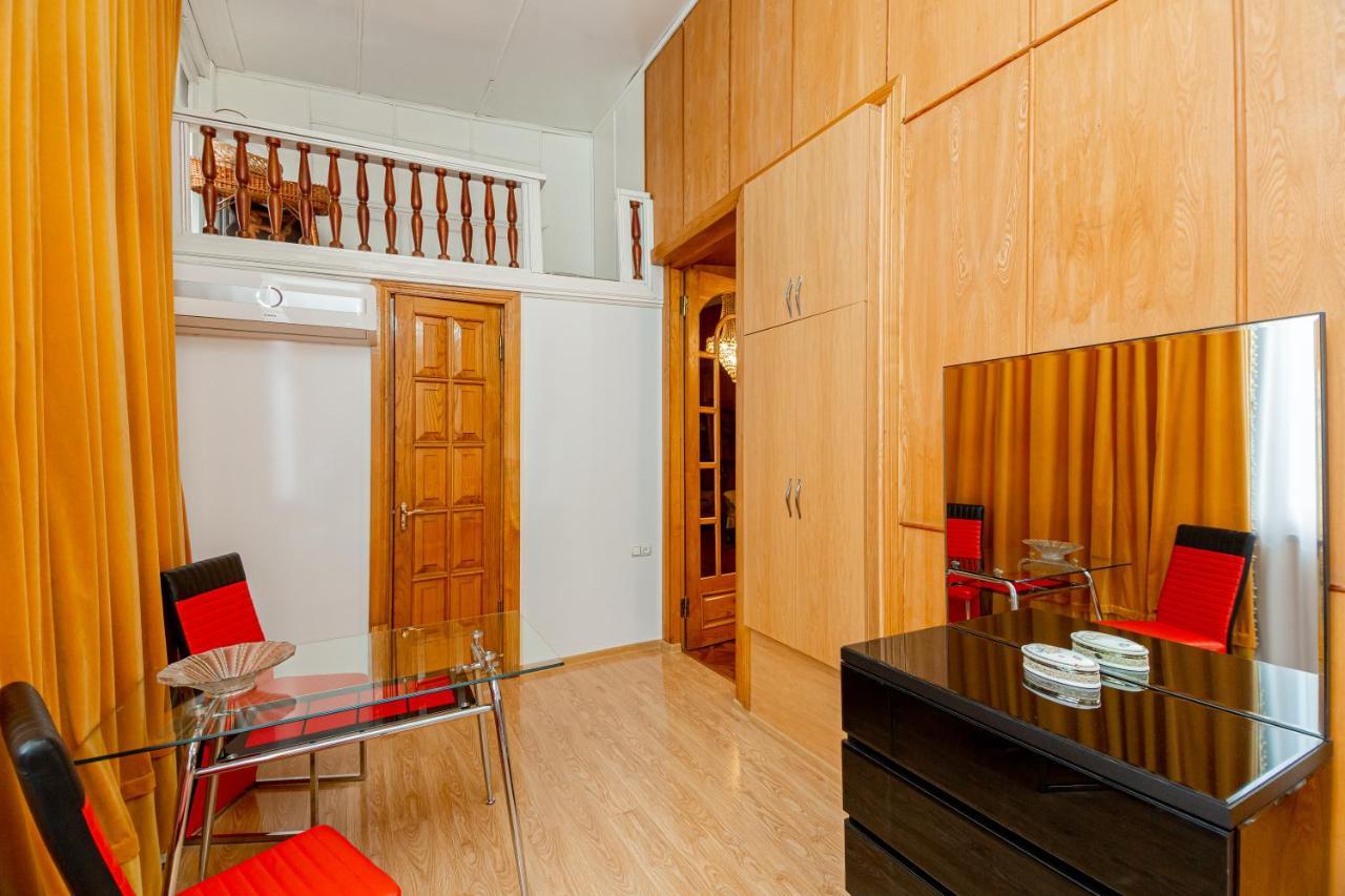 Town Center Rustaveli Aparthotel Tiflis Dış mekan fotoğraf
